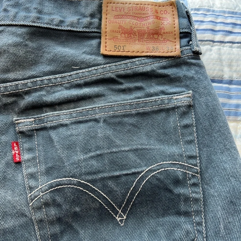 Levis lighter button great